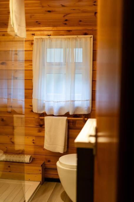 Cozy Norwegian Style Log Cabin In Rural Snowdonia - 2 Bedrooms & Parking By Seren Short Stays Ffestiniog エクステリア 写真